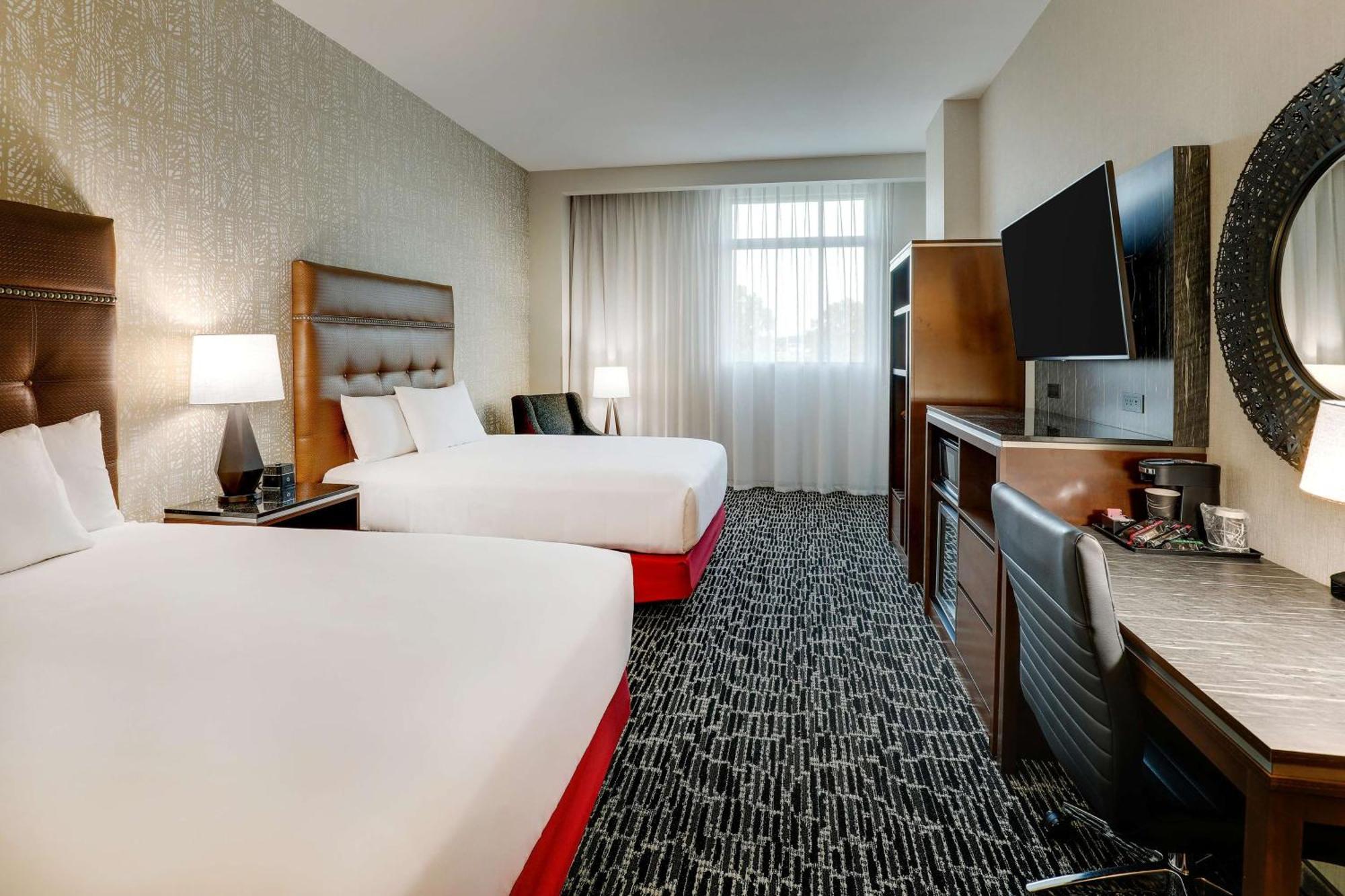 Drury Plaza Hotel Savannah פולר מראה חיצוני תמונה