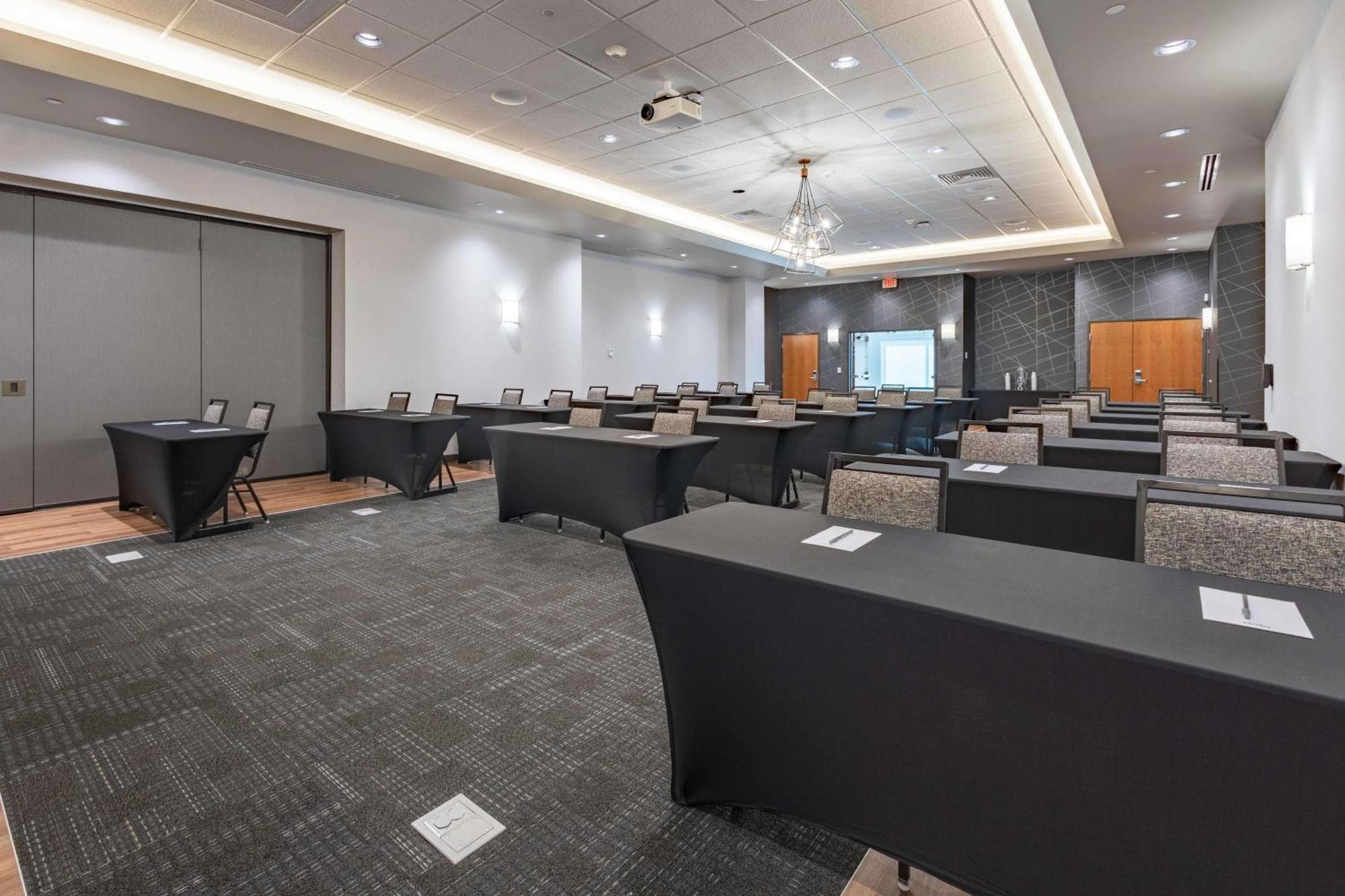 Drury Plaza Hotel Savannah פולר מראה חיצוני תמונה