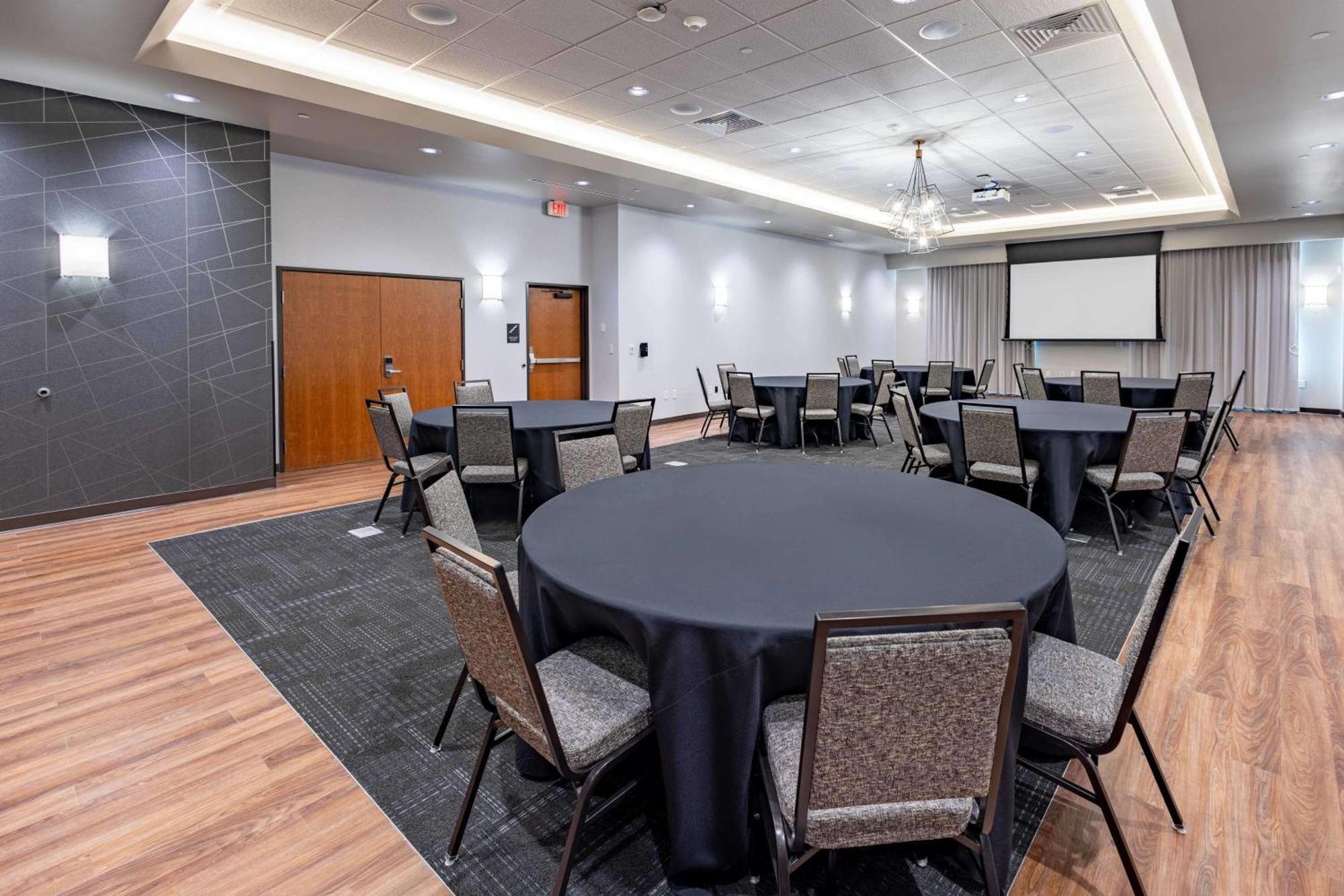 Drury Plaza Hotel Savannah פולר מראה חיצוני תמונה